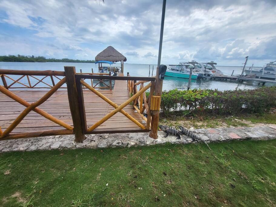 3 Rooms House At Side Of The Lagoon Cancún Exteriör bild