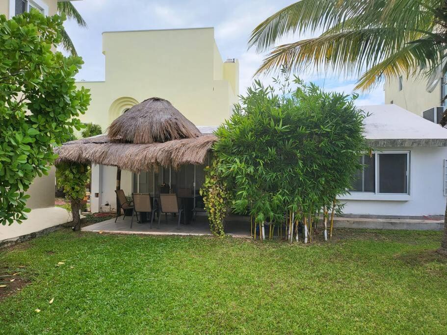 3 Rooms House At Side Of The Lagoon Cancún Exteriör bild