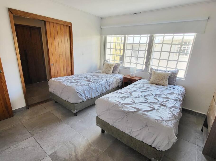 3 Rooms House At Side Of The Lagoon Cancún Exteriör bild